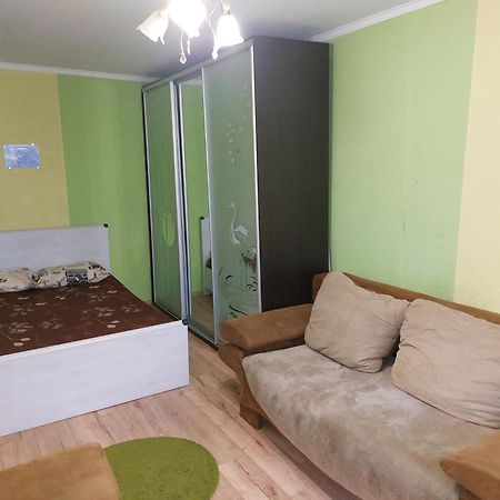 Район Деснянской Правды Lägenhet Tjernihiv Exteriör bild