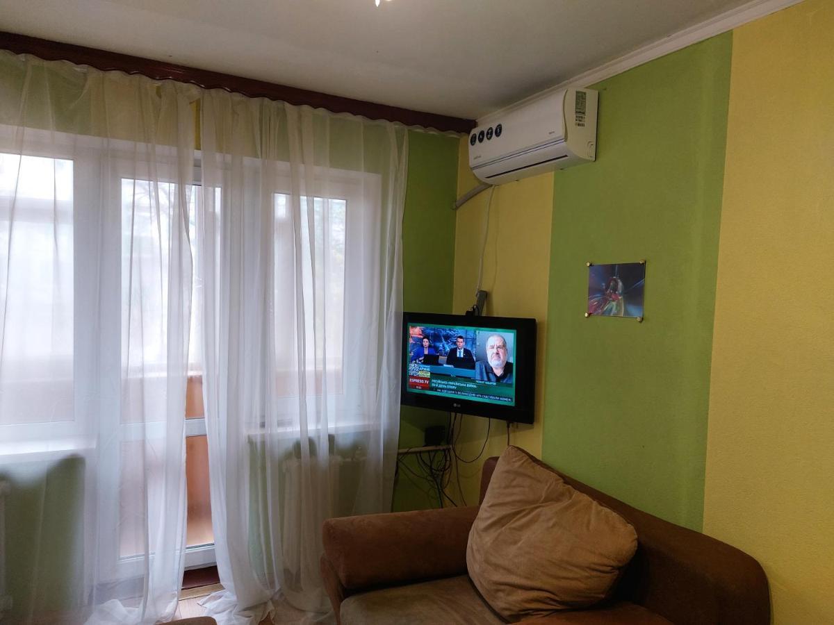 Район Деснянской Правды Lägenhet Tjernihiv Exteriör bild